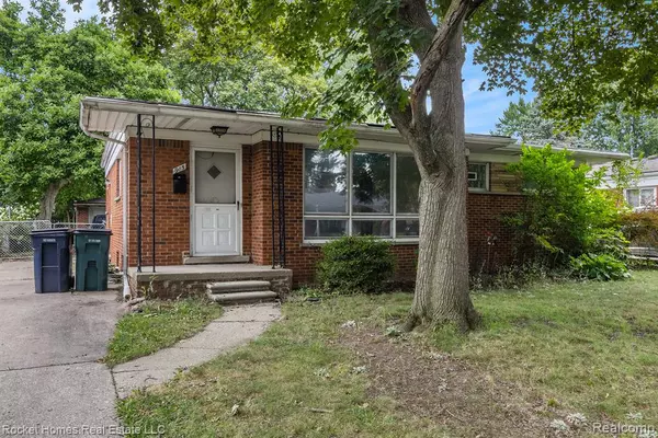 Royal Oak, MI 48073,915 Englewood Avenue