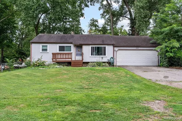 Waterford, MI 48327,5481 Hanley