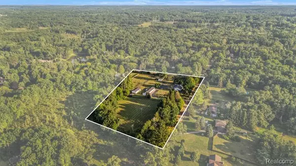 Davisburg, MI 48350,8636 Tindall Road