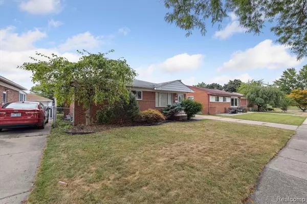 Lincoln Park, MI 48146,721 Cloverlawn Boulevard