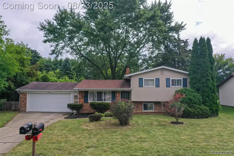 5443 Mancelona Drive, Grand Blanc, MI 48439