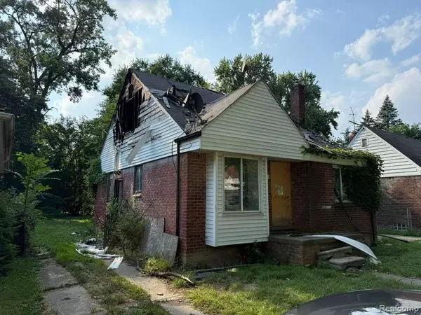 Detroit, MI 48228,9575 Braile Street