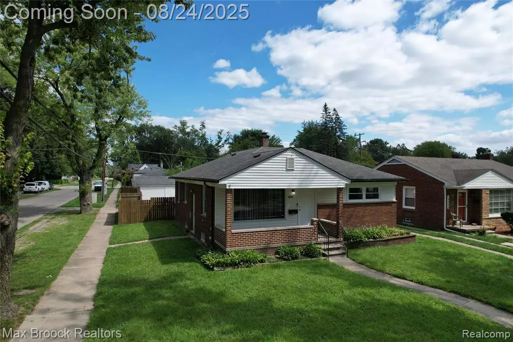 Redford, MI 48240,19394 Woodworth