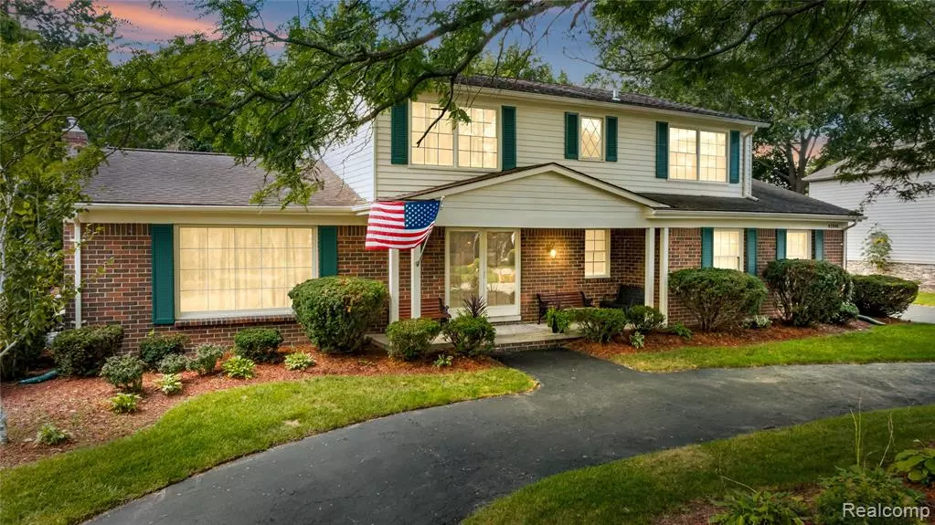 41846 Sutters Lane, Northville, MI 48168