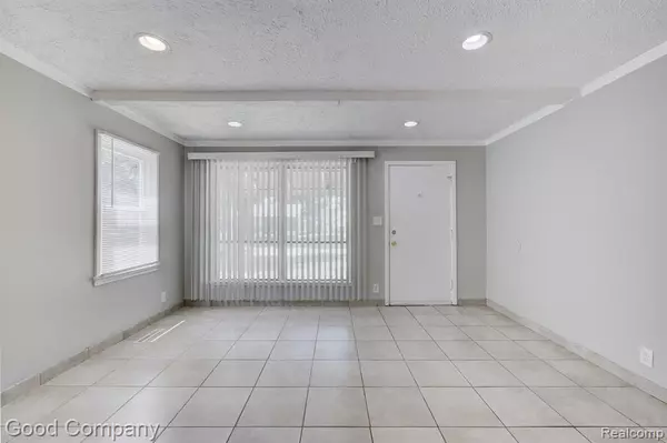 Oak Park, MI 48237,22750 Rosewood Street