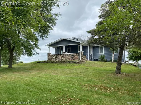 200 Simpson Street, Grass Lake, MI 49240