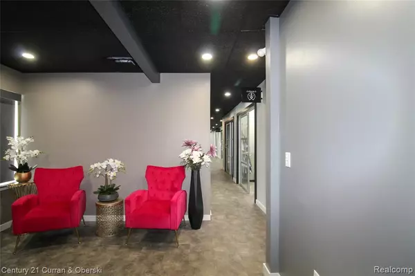 Garden City, MI,27621 Warren Road