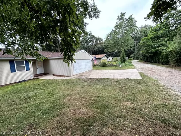 Pinckney, MI 48169,2540 Lister Drive