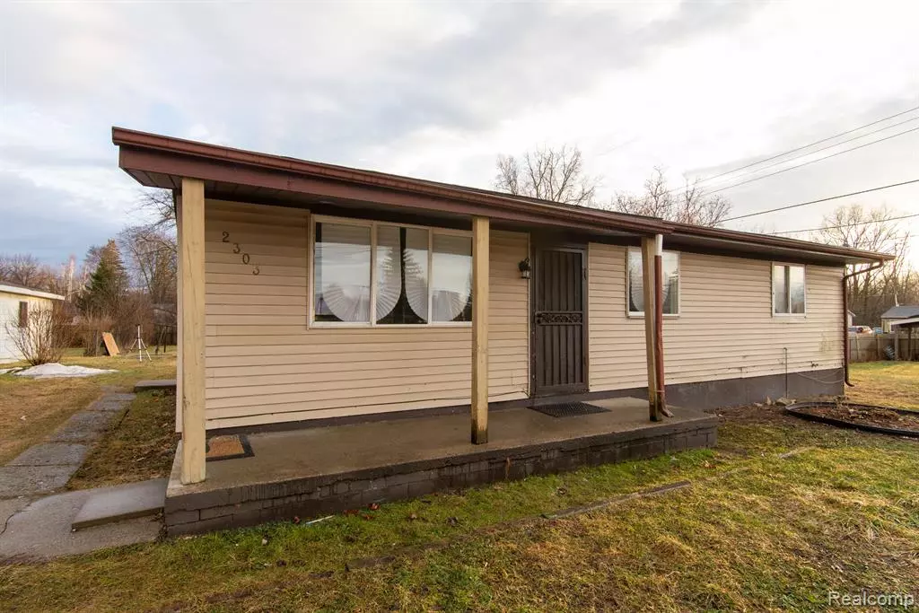 Flint, MI 48505,2303 W COLDWATER Road