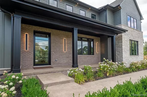 Bloomfield Hills, MI,6520 Red Maple Lane