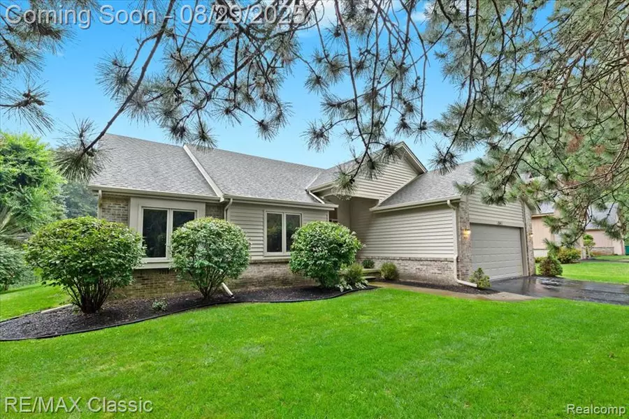 1841 Megans Meadow Drive, Commerce Twp, MI 48390