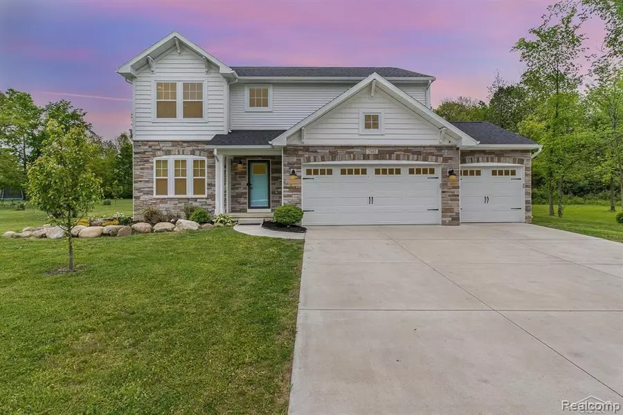 7302 Geraldine Circle, Swartz Creek, MI 48473