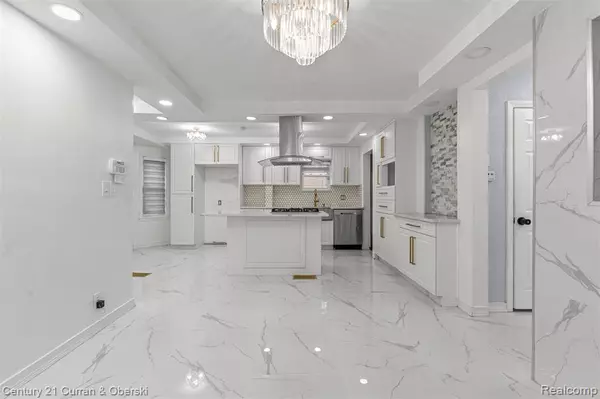 Dearborn, MI 48126,7841 Barrie Street