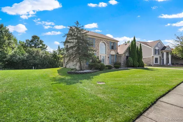 Canton, MI 48187,316 Queen Anne Drive