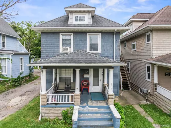 Jackson, MI 49202,913-915 W Michigan Avenue