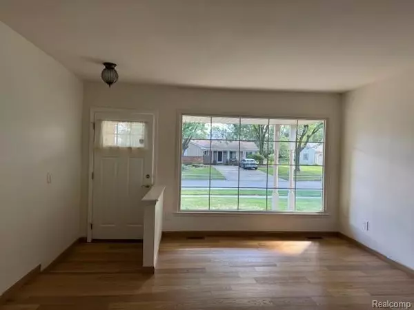 Troy, MI 48085,4953 Stoddard Drive