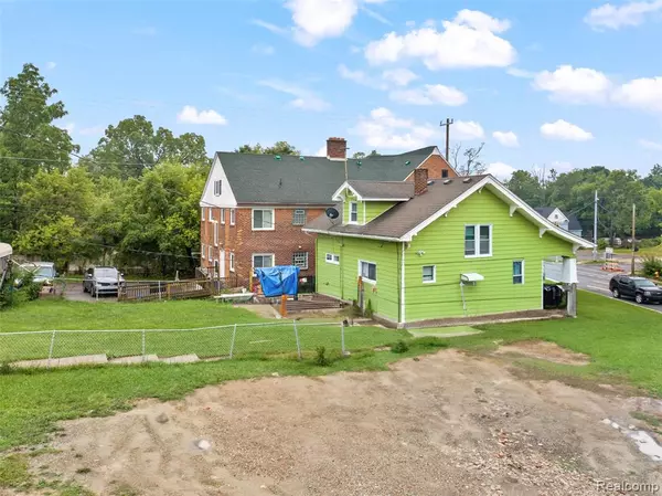 Pontiac, MI 48342,388 N Perry Street