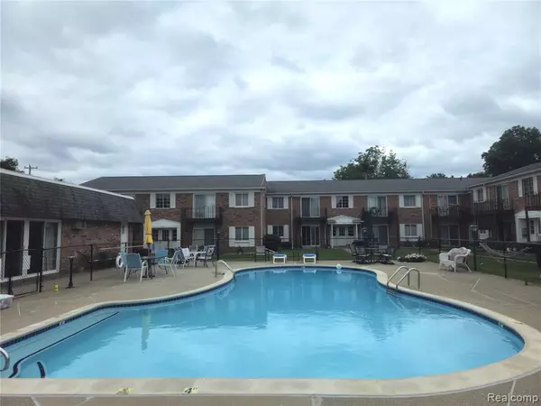 Clawson, MI 48073,1502 Normandy Road