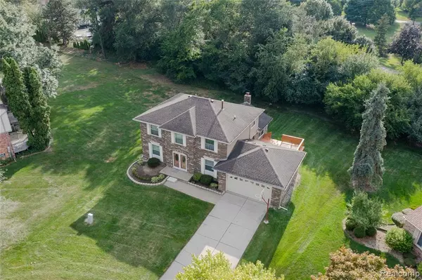 Novi, MI,23925 Hickory Grove Court