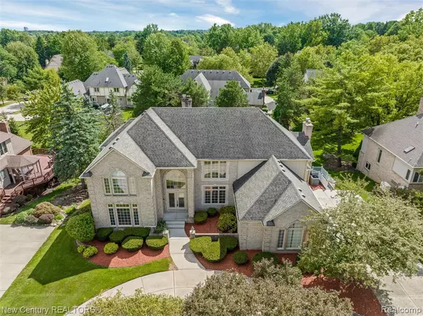 Troy, MI 48098,2333 Tall Oaks Drive