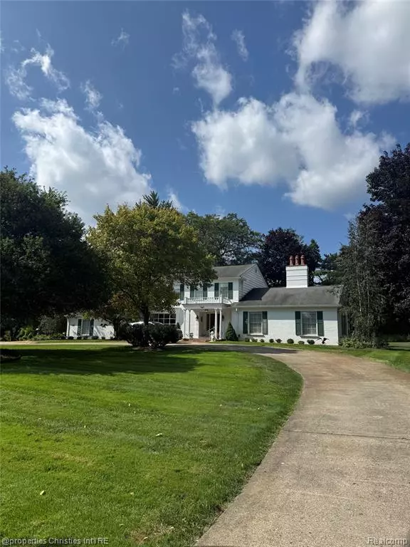 Bloomfield Hills, MI 48304,191 Lowell Court