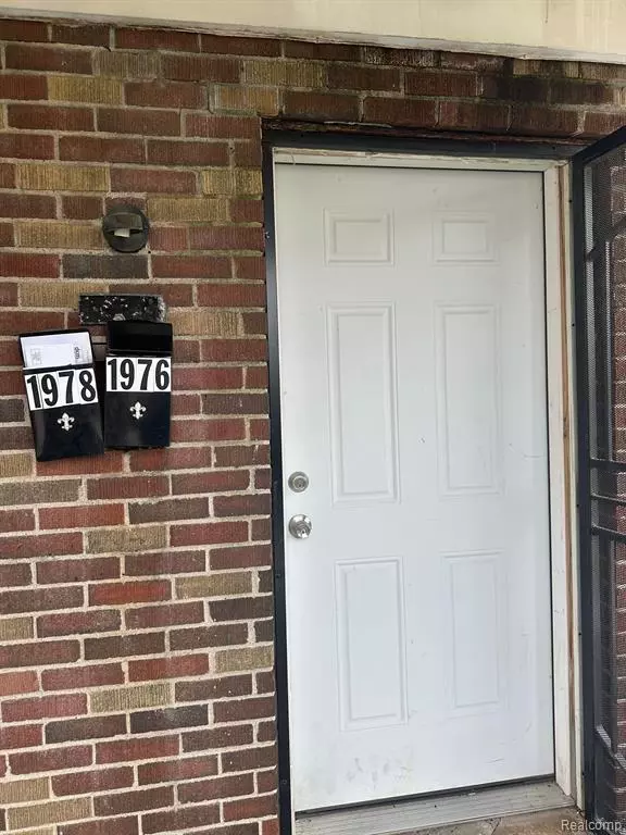 Detroit, MI 48238,1976 LA BELLE Street