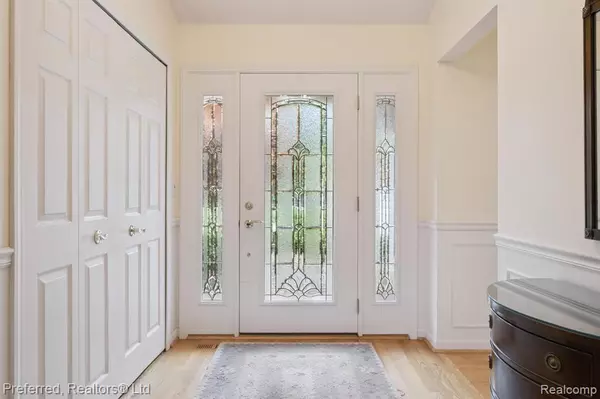 Livonia, MI 48152,20235 Pollyanna Drive