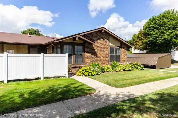 Troy, MI 48083,2877 Roundtree Drive