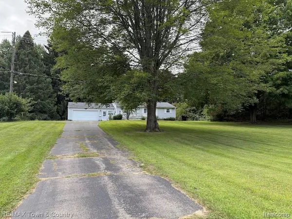 Clio, MI 48420,11493 N Bray Road