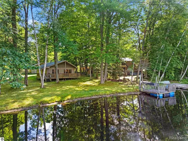 7033 Wc Cross NE Drive, Kalkaska, MI 49646