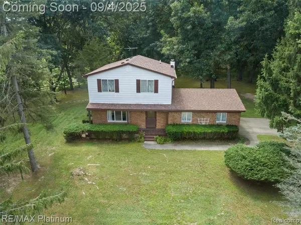 Holly, MI 48442,10600 Pinehill Drive