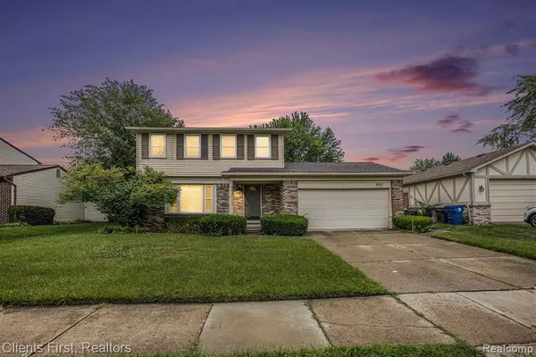 Canton, MI 48188,1937 S Cavalier Drive