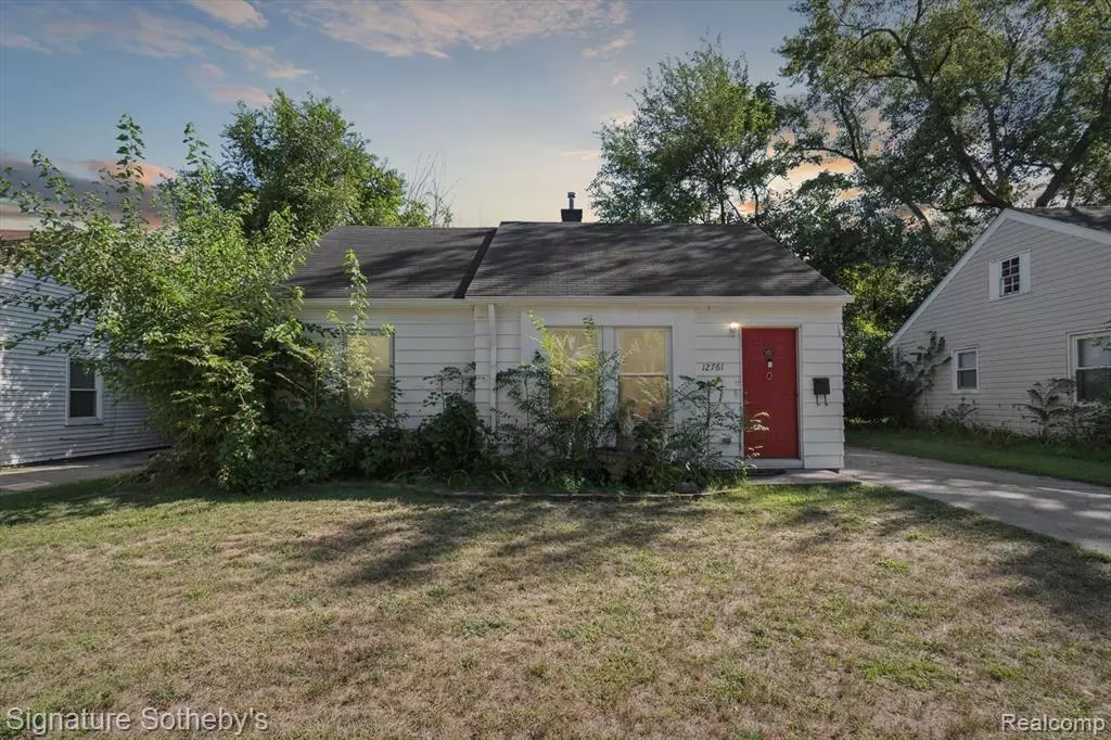 Oak Park, MI 48237,12761 Saratoga Street