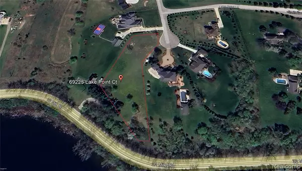 Bruce, MI 48065,69225 Lake Point Court