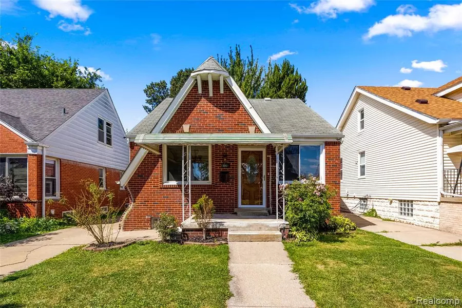 5061 Curtis Street, Dearborn, MI 48126