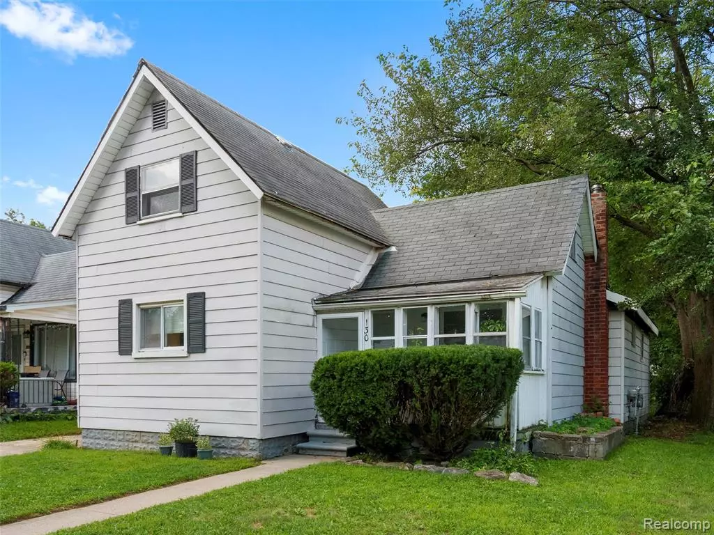 Mount Clemens, MI 48043,130 Meadle Street