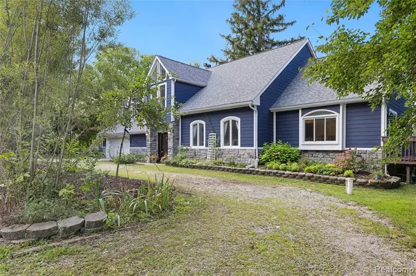46150 7 Mile Road, Northville, MI 48167