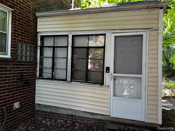 Detroit, MI 48224,11561 Nottingham Road