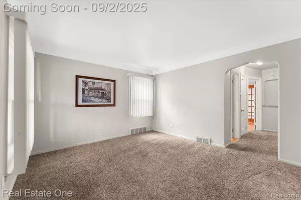 Allen Park, MI 48101,15596 Horger Avenue