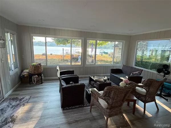 White Lake, MI,11001 BERYL Drive