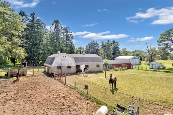 Lapeer, MI 48446,1381 Roods Lake Road