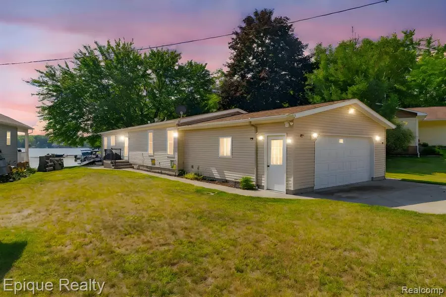 1970 Seneca Trail, West Branch, MI 48661