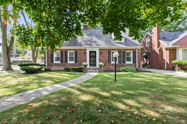 14303 Archdale Street, Detroit, MI 48227