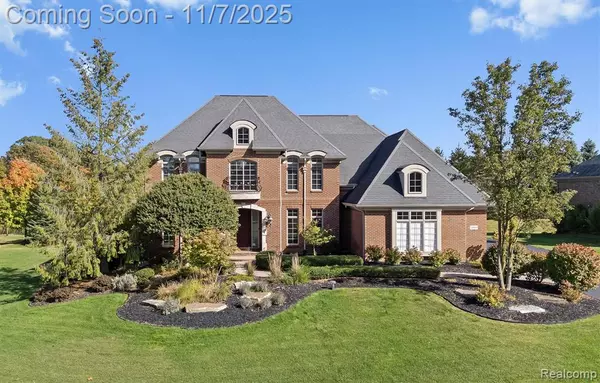 3889 Trout Creek Lane, Rochester, MI