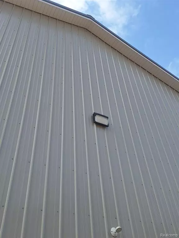 Bay City, MI 48706,2429 2 MILE Road