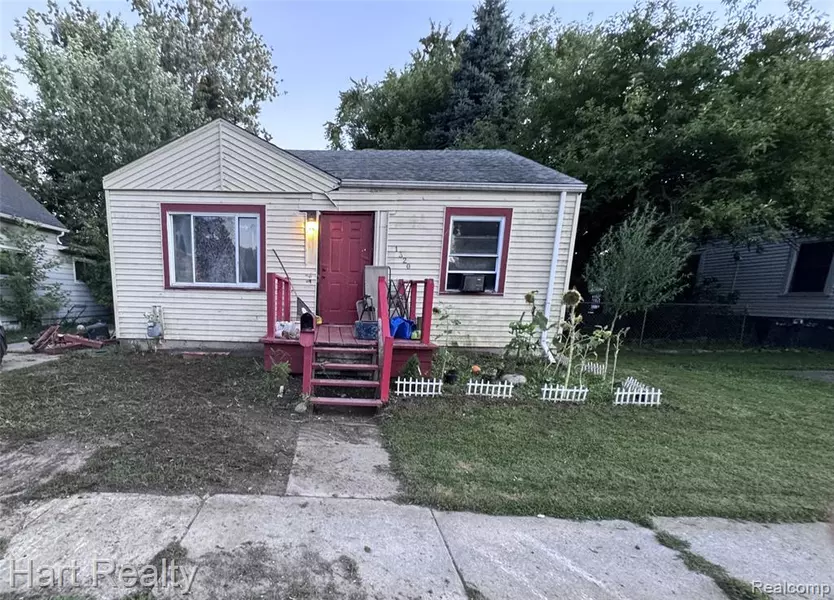 1320 White Street, Port Huron, MI 48060