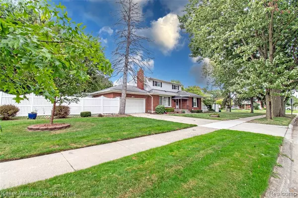 Saint Clair Shores, MI 48080,22141 Edmunton Street