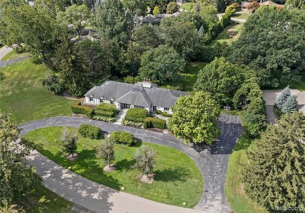 191 Marblehead Drive, Bloomfield Hills, MI 48304