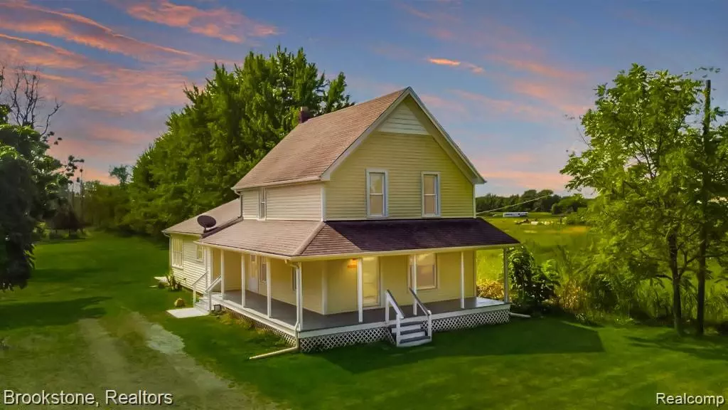 33100 30 Mile Road, Lenox, MI 48050