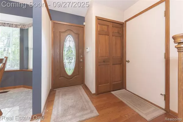 South Lyon, MI 48178,704 Grand Court
